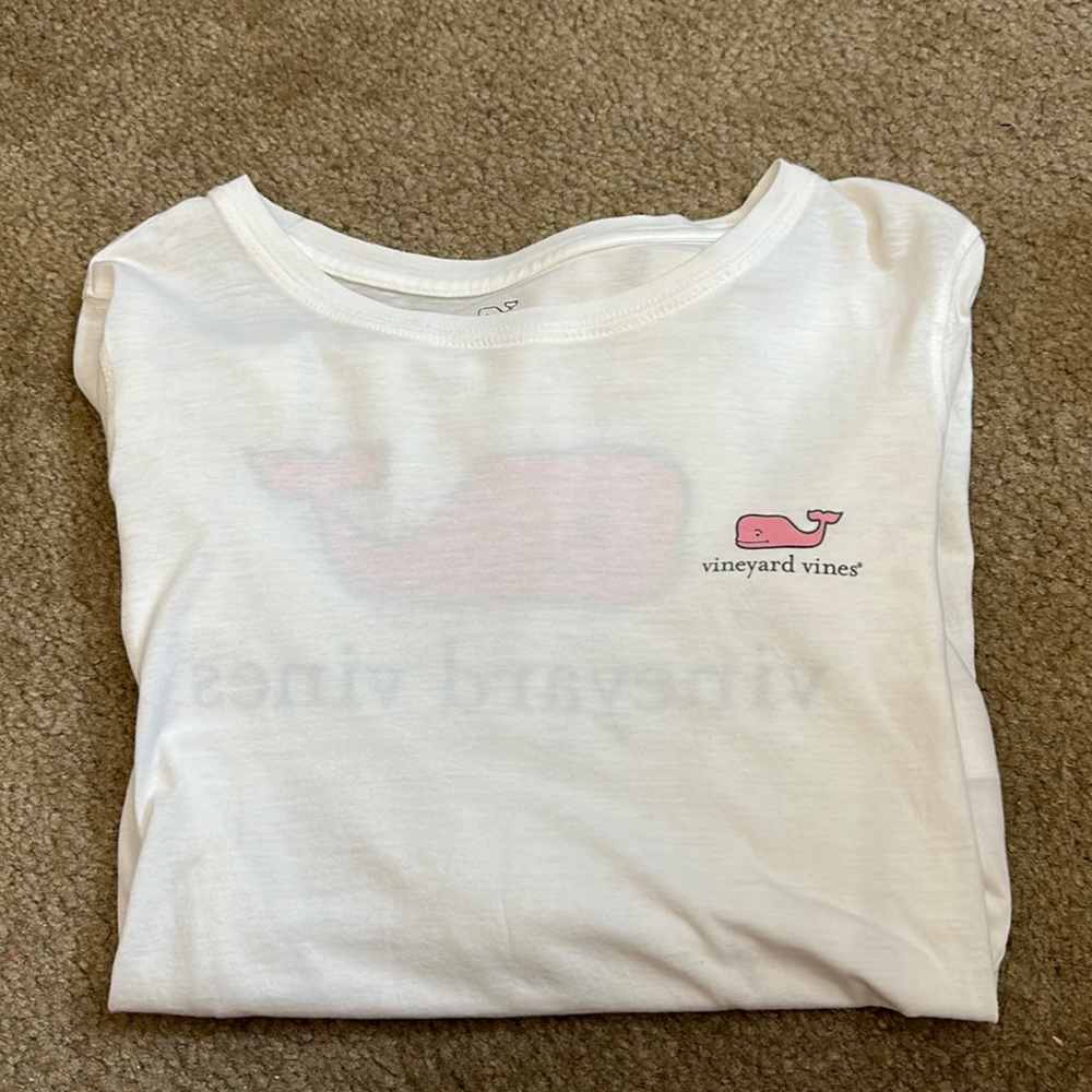 Vineyard vine long sleeve tee